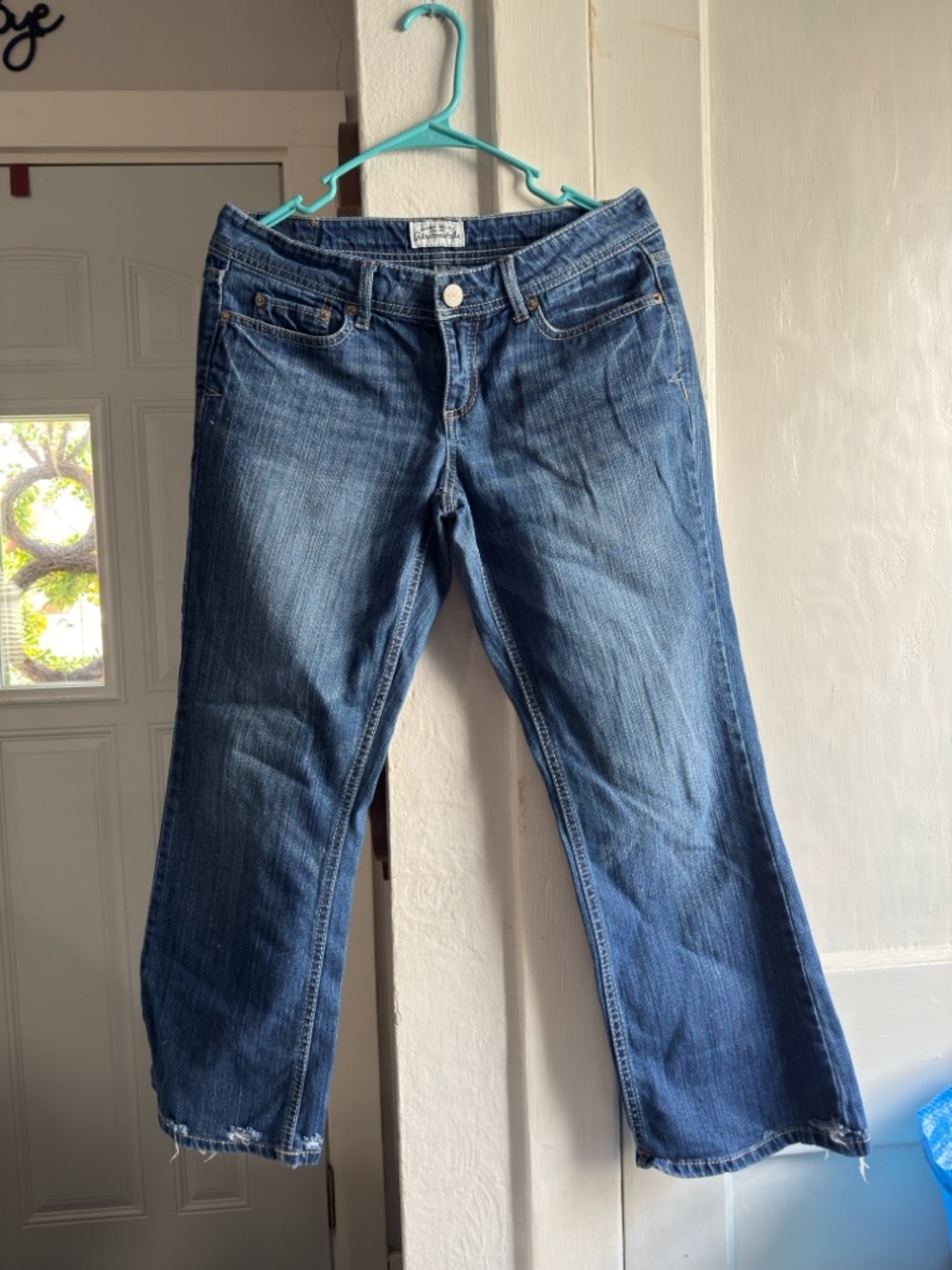 Aeropostale Distressed Indigo Wide-Leg Jeans